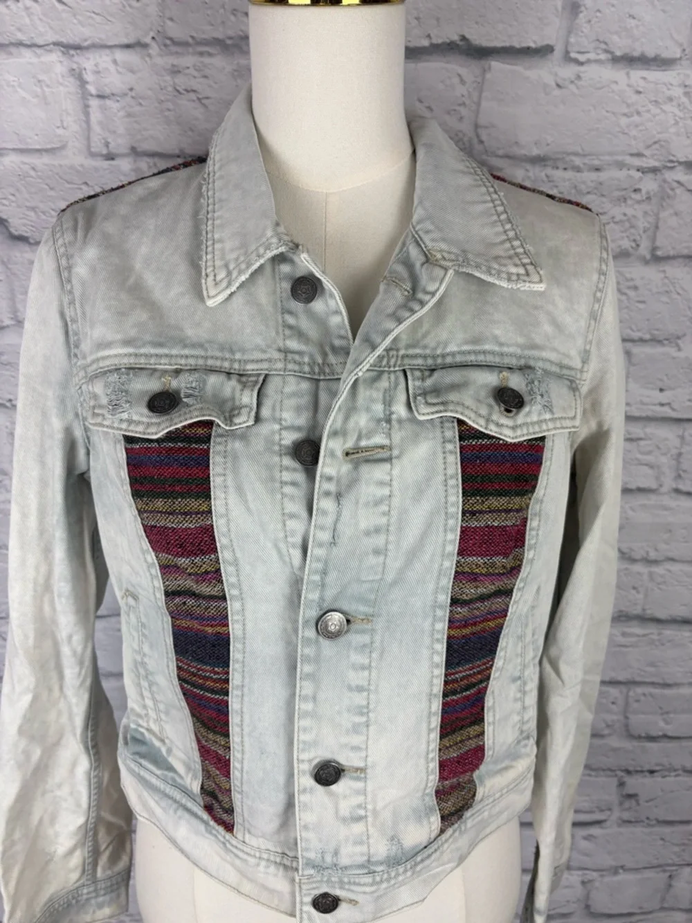 Free People Baja tapestry light wash denim jacket size 8